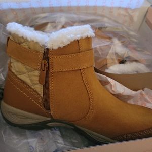 NIB Easy Spirit Elk Walking Bootie 8.5